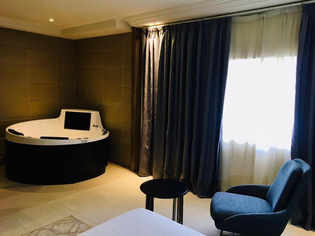 Summerset Continental Hotel Maitama By T E L E Hospitality Abuja Esterno foto