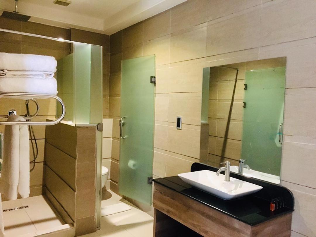 Summerset Continental Hotel Maitama By T E L E Hospitality Abuja Esterno foto