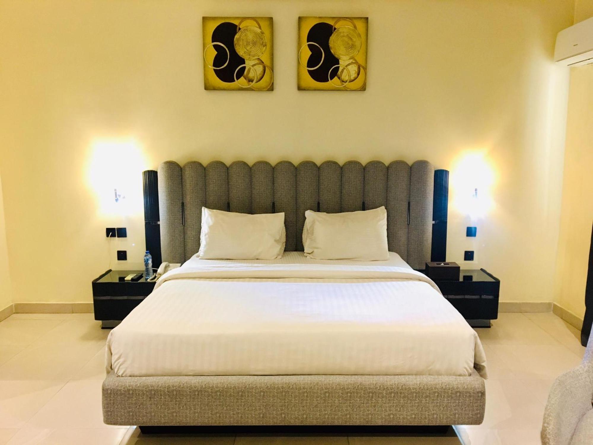 Summerset Continental Hotel Maitama By T E L E Hospitality Abuja Esterno foto