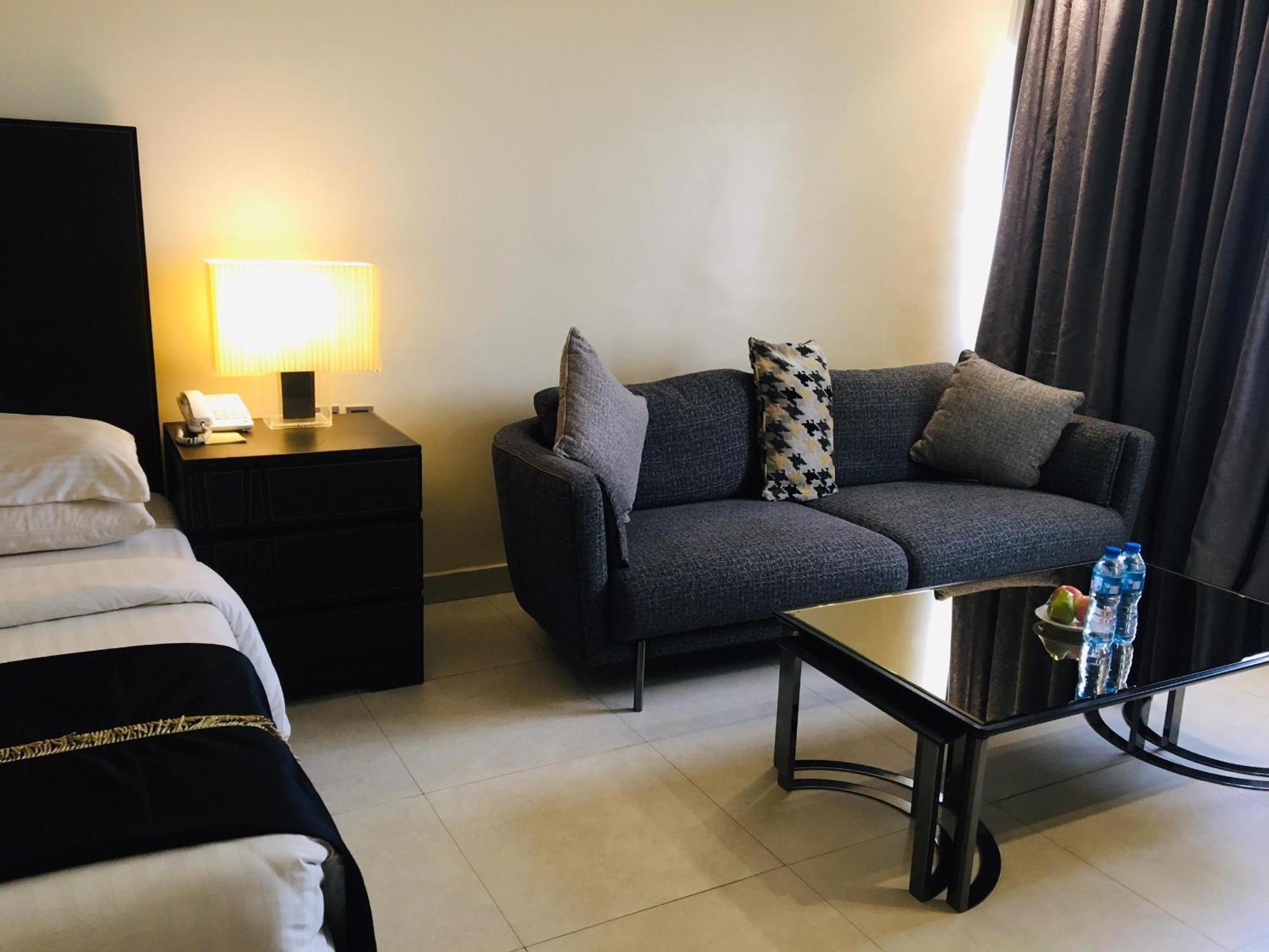 Summerset Continental Hotel Maitama By T E L E Hospitality Abuja Esterno foto