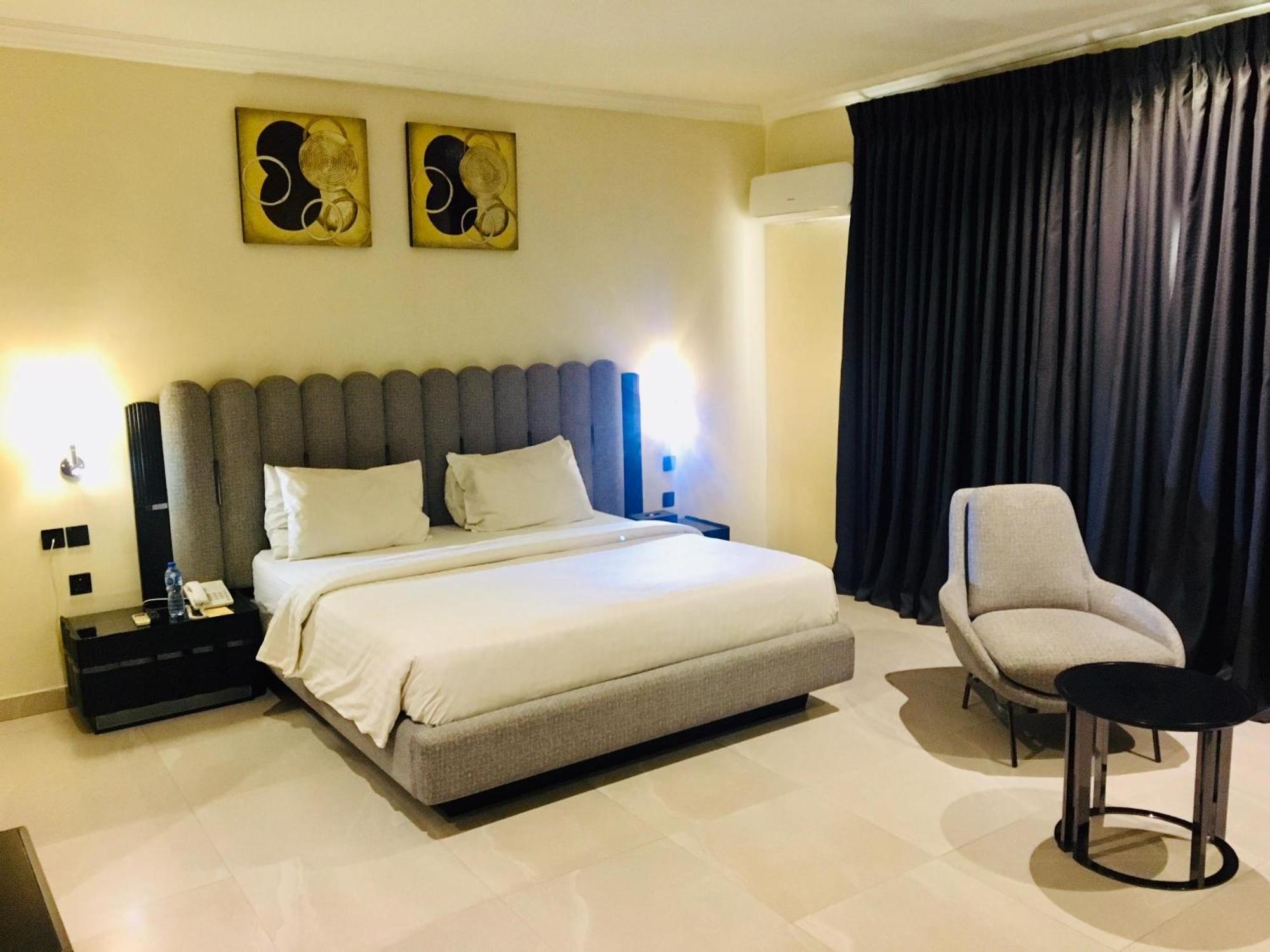 Summerset Continental Hotel Maitama By T E L E Hospitality Abuja Esterno foto