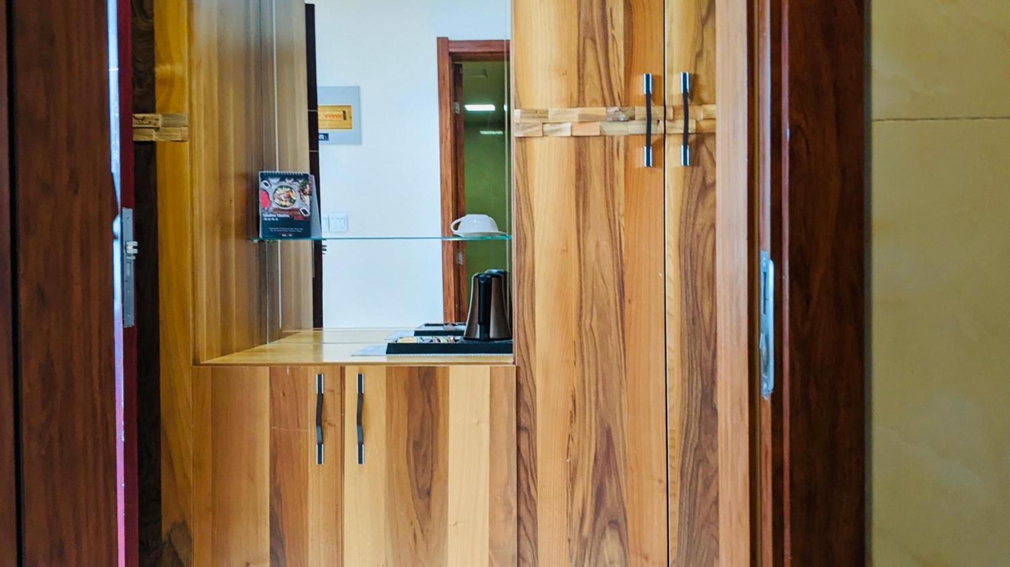 Summerset Continental Hotel Maitama By T E L E Hospitality Abuja Esterno foto